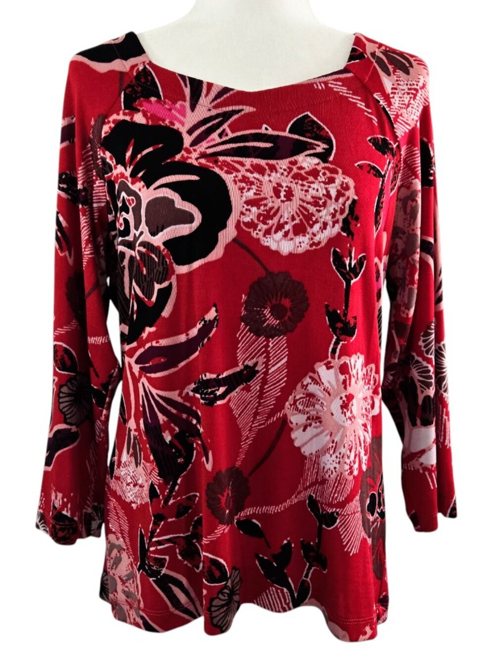 Vintage Chico's Travelers Dark Red Floral Angled Collar Slinky Knit Top Romantic